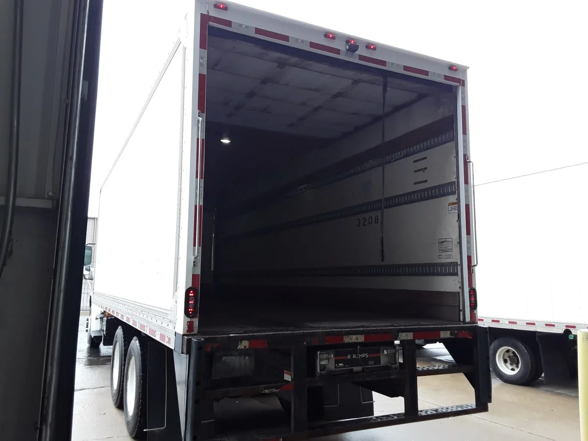2019 Freightliner M2 106 in Kansas City, MO — photo 6