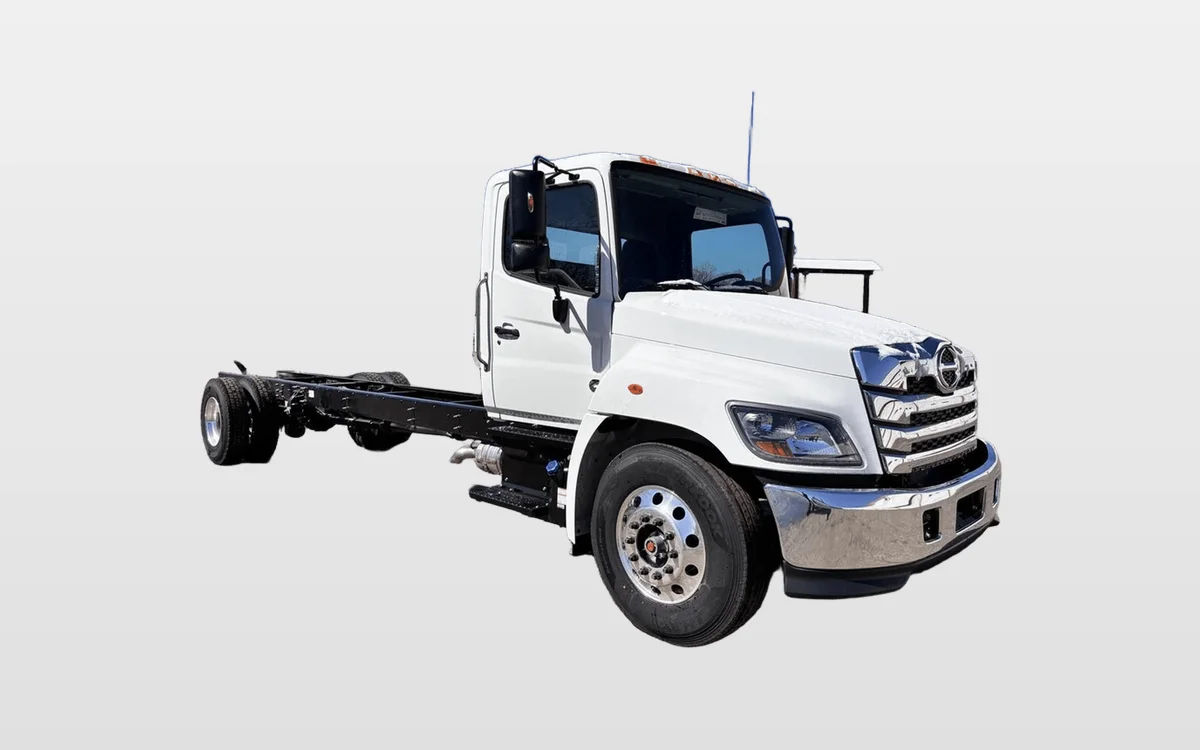 2026 Hino L6 - image 1