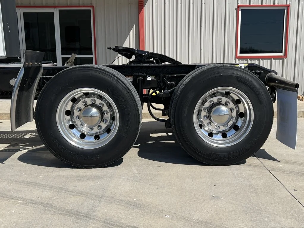 2022 Peterbilt 567 - image 10