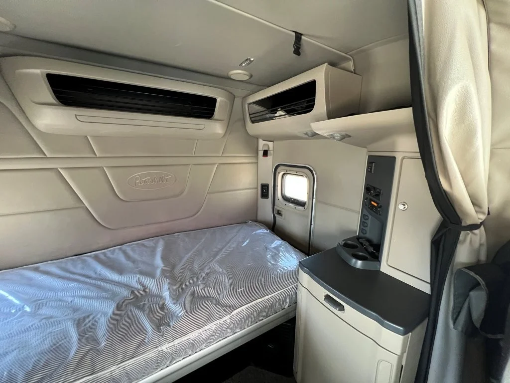 2022 Peterbilt 567 - image 12