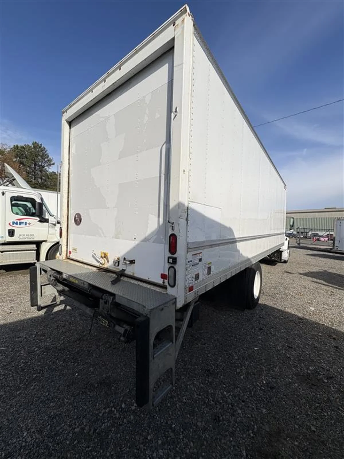 2017 Freightliner M2 106 in Ashland, VA — photo 4
