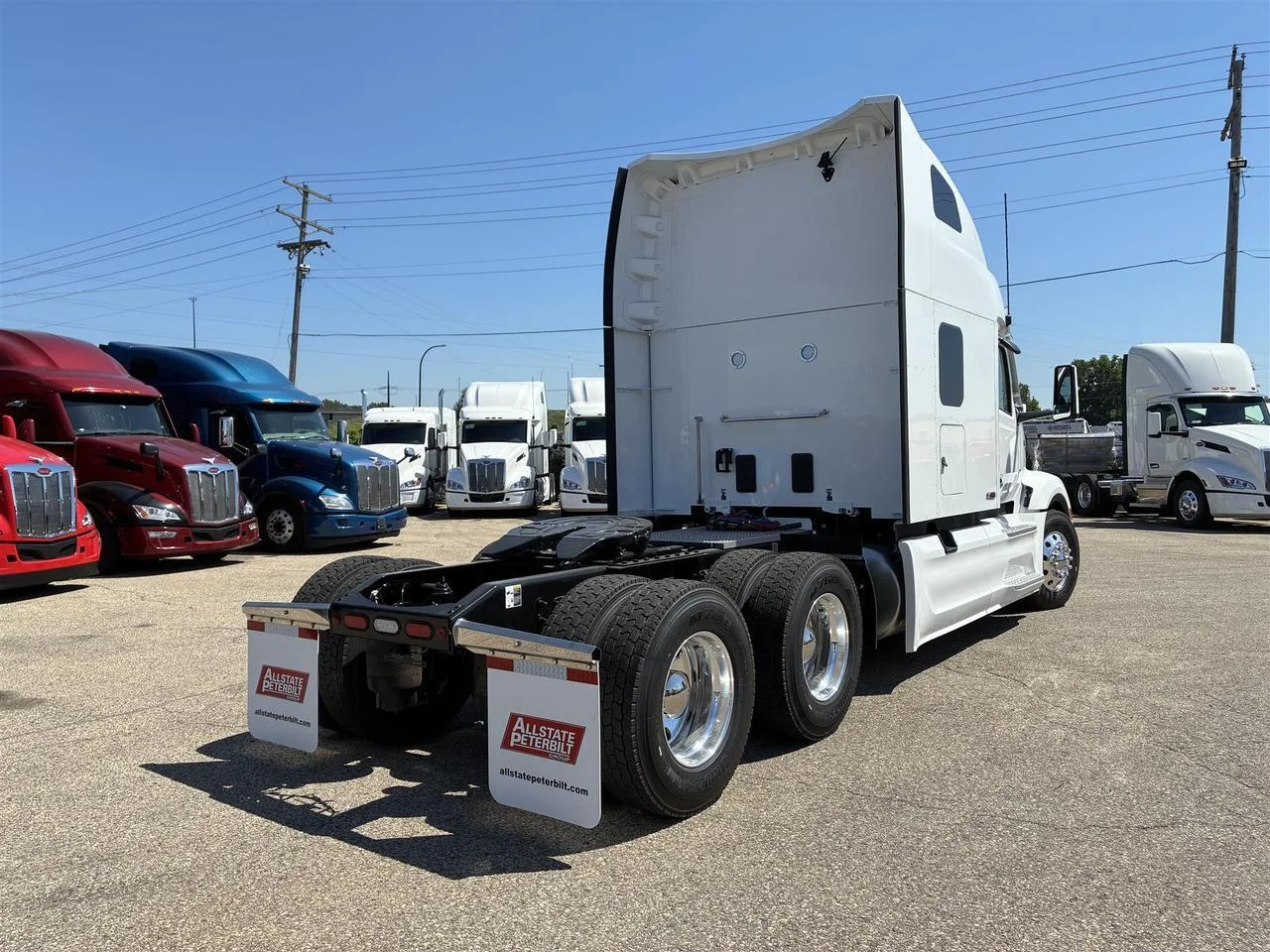 2027 Peterbilt 579 in South St. Paul, MN — photo 3