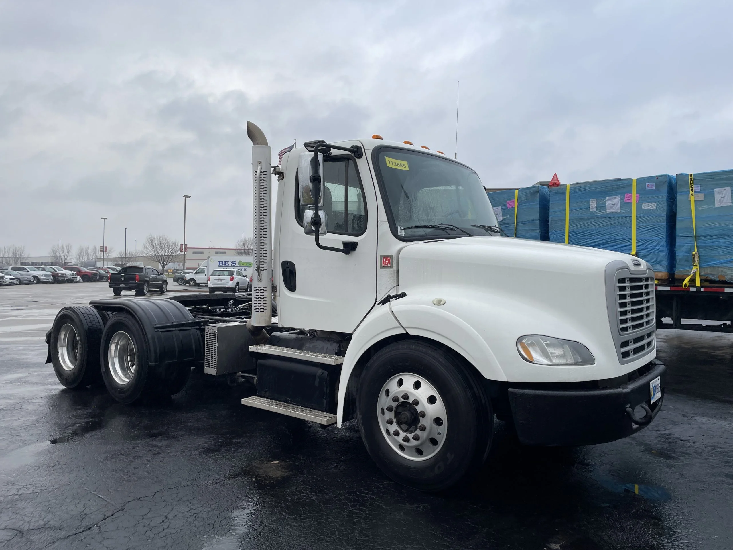 2018 Freightliner M2 112 - image 5