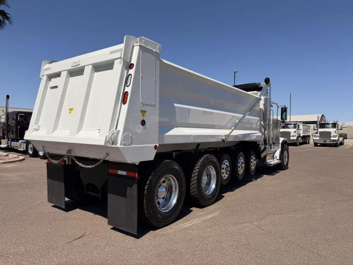 2027 Peterbilt 589 in Phoenix, AZ — photo 13