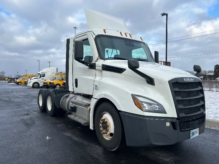 2021 Freightliner Cascadia in La Porte, IN