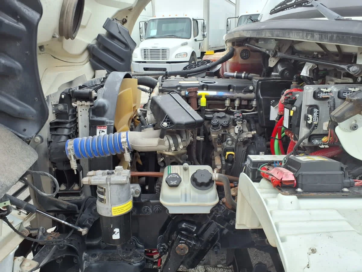 2019 Freightliner M2 106 - image 9