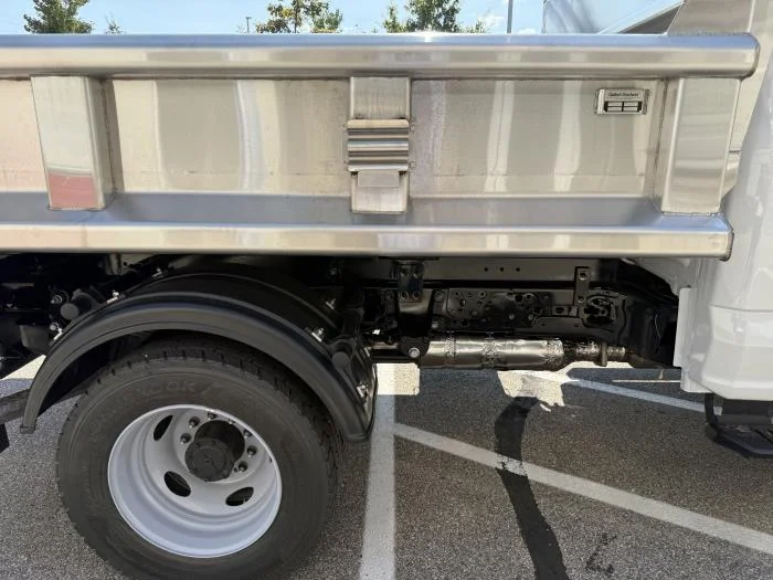 2025 Ford F-600 — photo 19