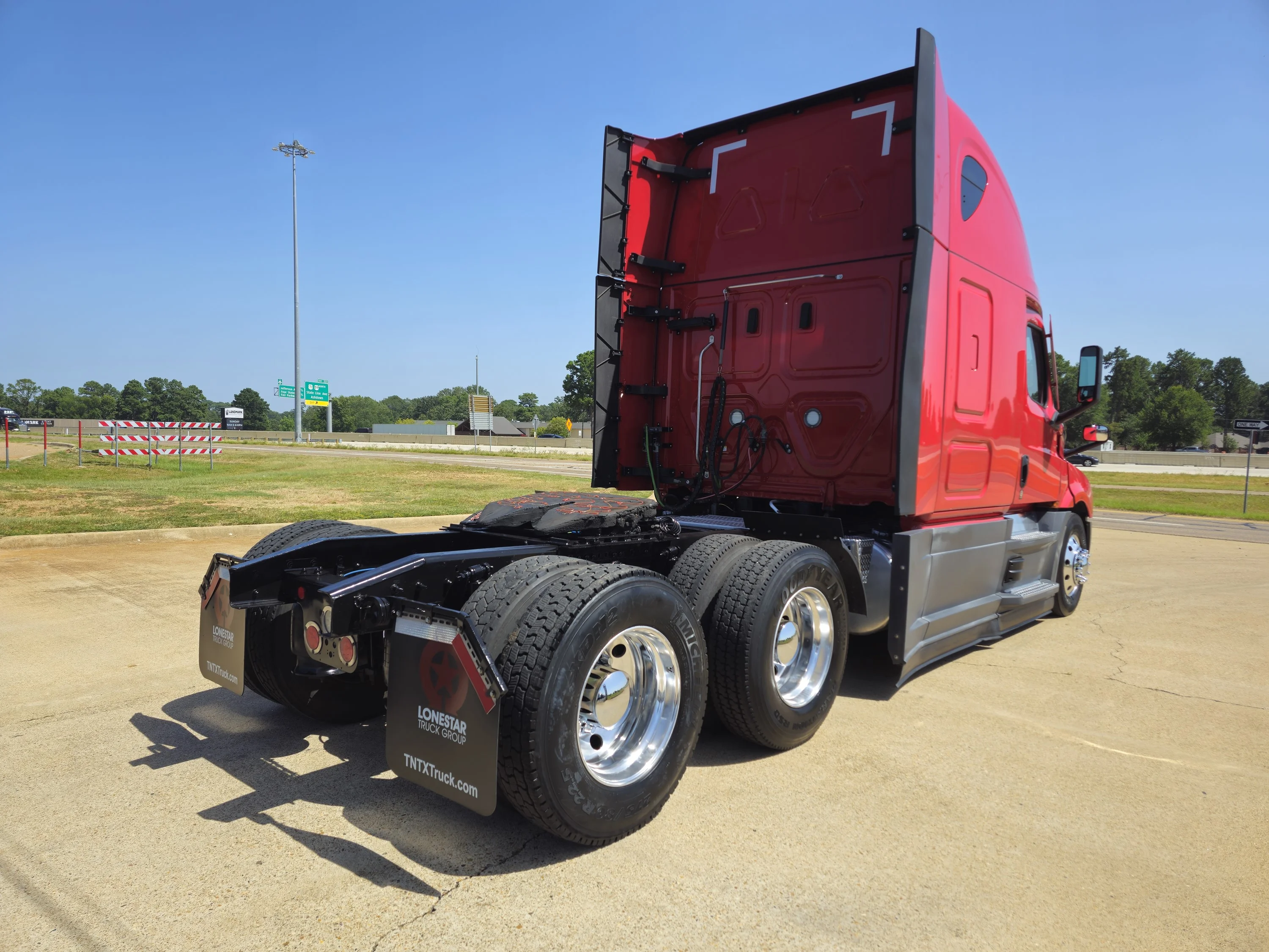 2023 Freightliner — photo 5