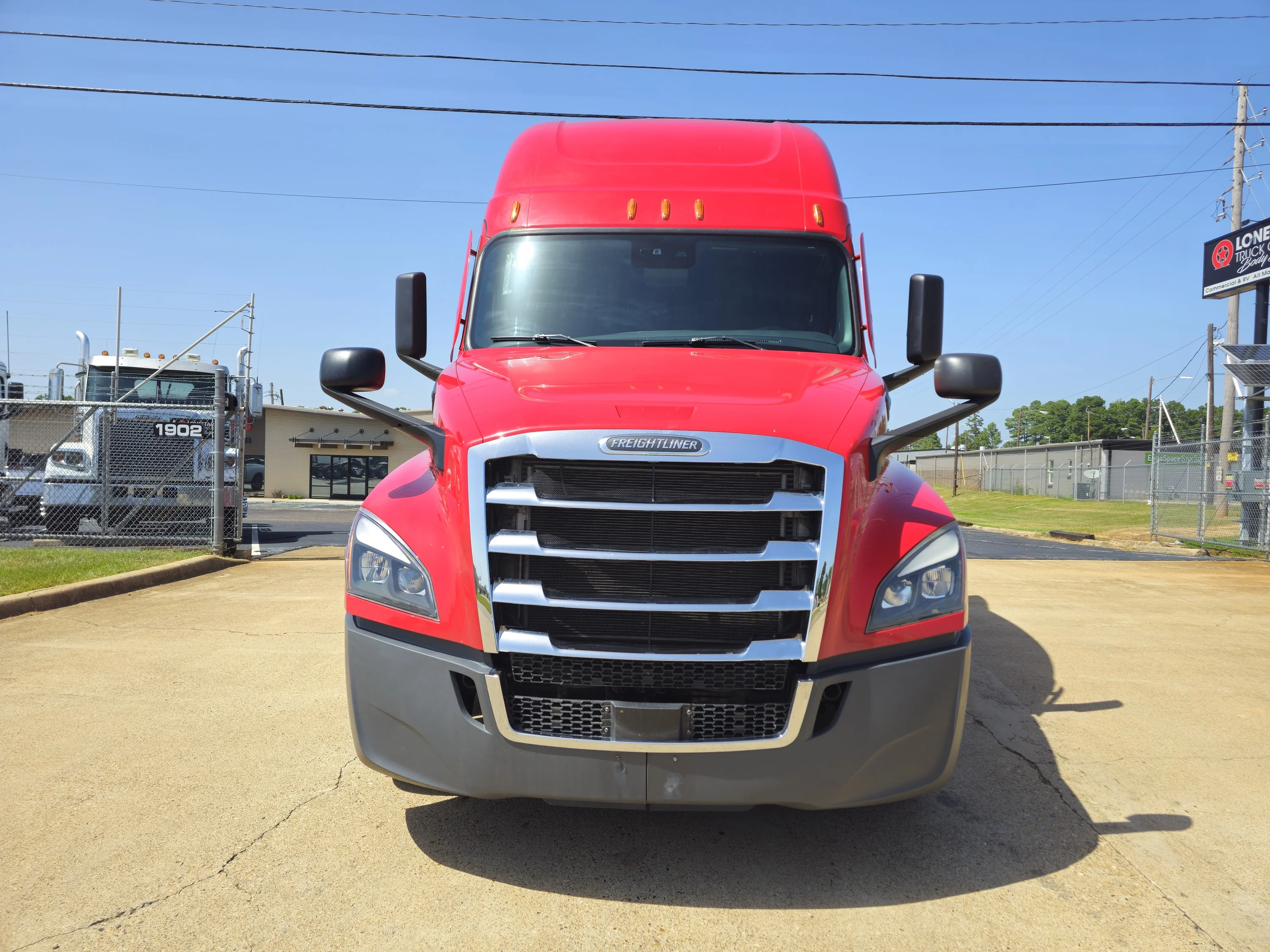 2023 Freightliner — photo 8