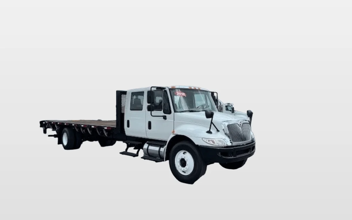 2018 International 4300 - image 1