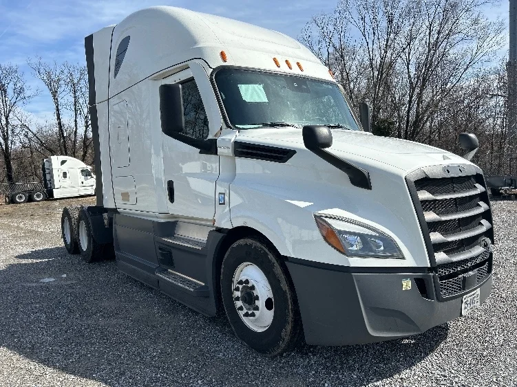 2023 Freightliner Cascadia in Salem, VA