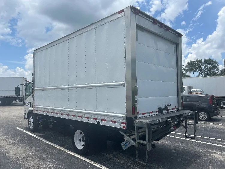 2022 Isuzu NRR in Orlando, FL — photo 6