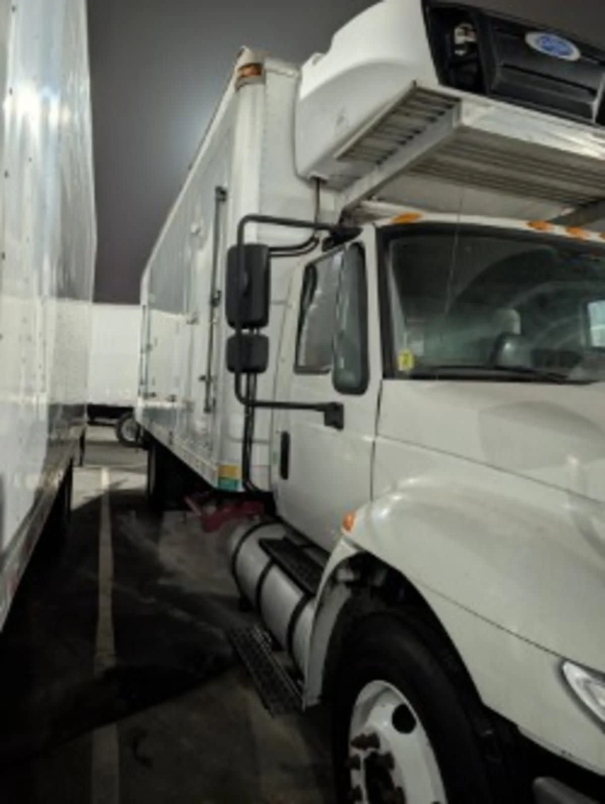 2019 International 4300 - image 3