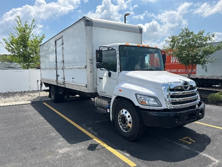 2019 Hino 268