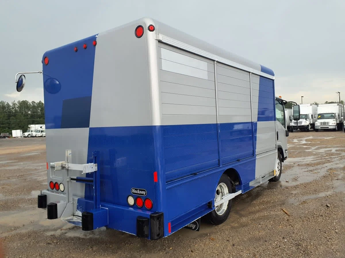 2019 Isuzu NRR in Birmingham, AL — photo 4