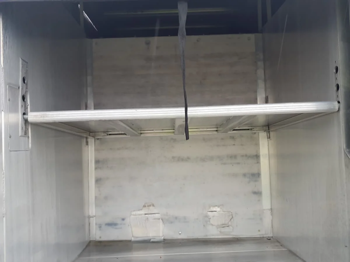 2019 Isuzu NRR - image 8