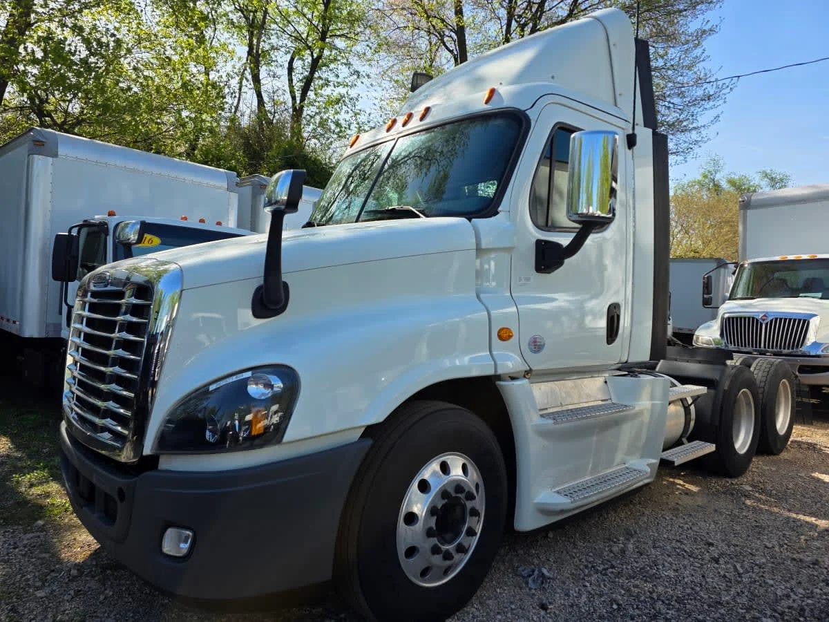 2019 Freightliner Cascadia in Bensalem, PA