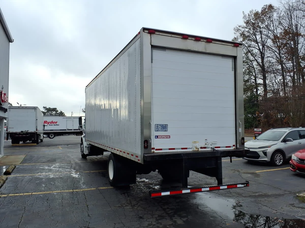 2019 Freightliner M2 106 in Doraville, GA — photo 6