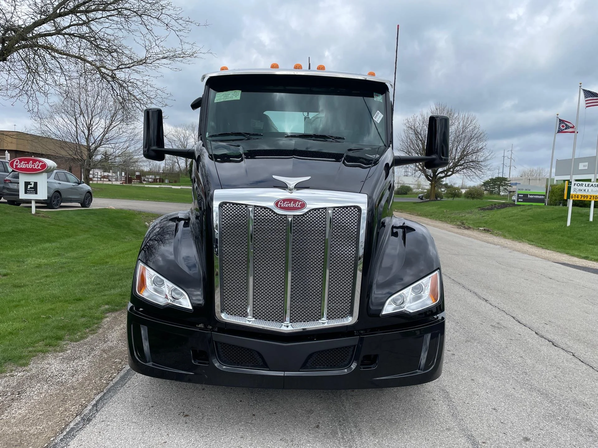 2027 Peterbilt 579 in Etna, OH — photo 3