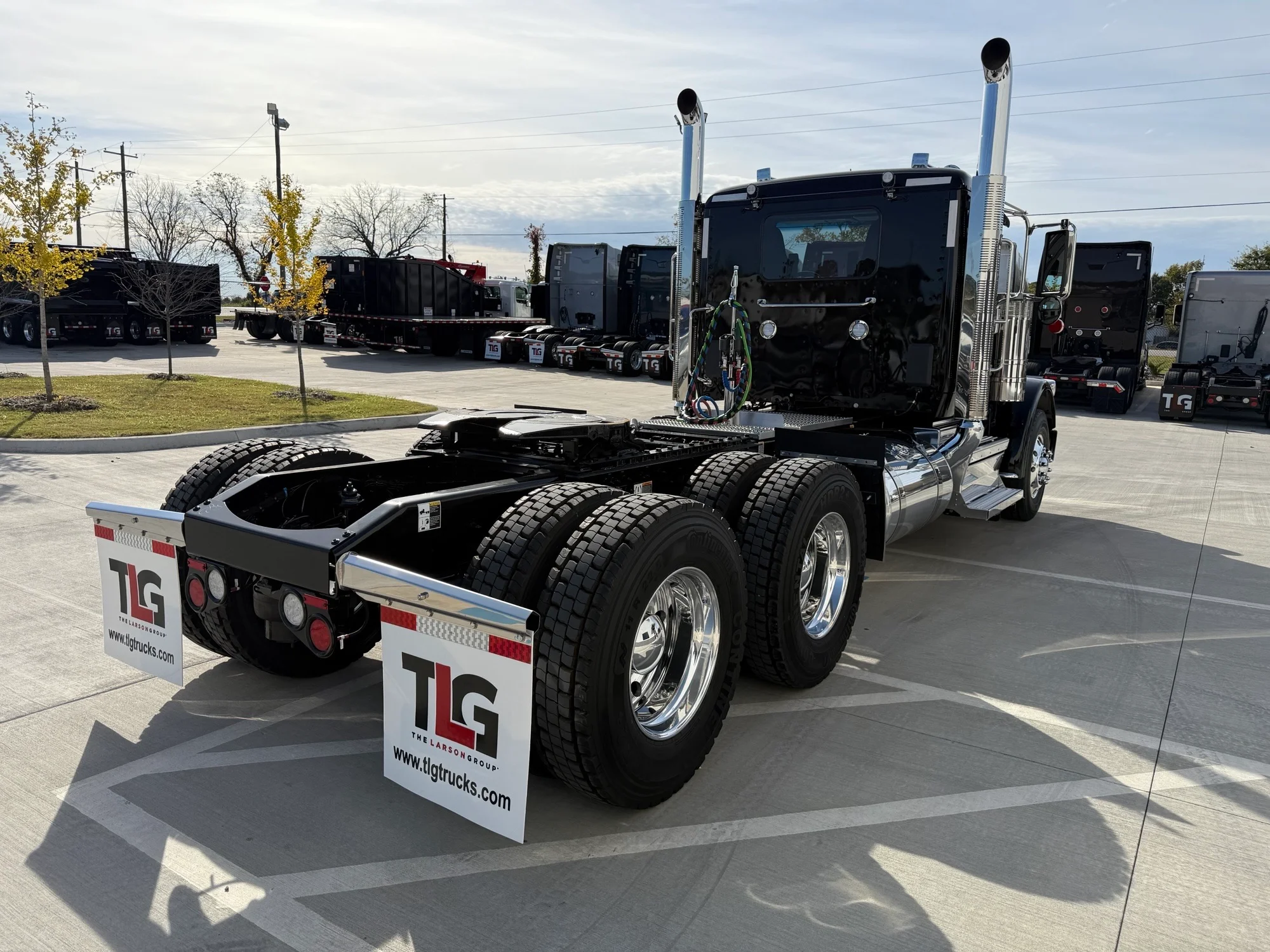 2026 Peterbilt 589 in Lowell, AR — photo 5