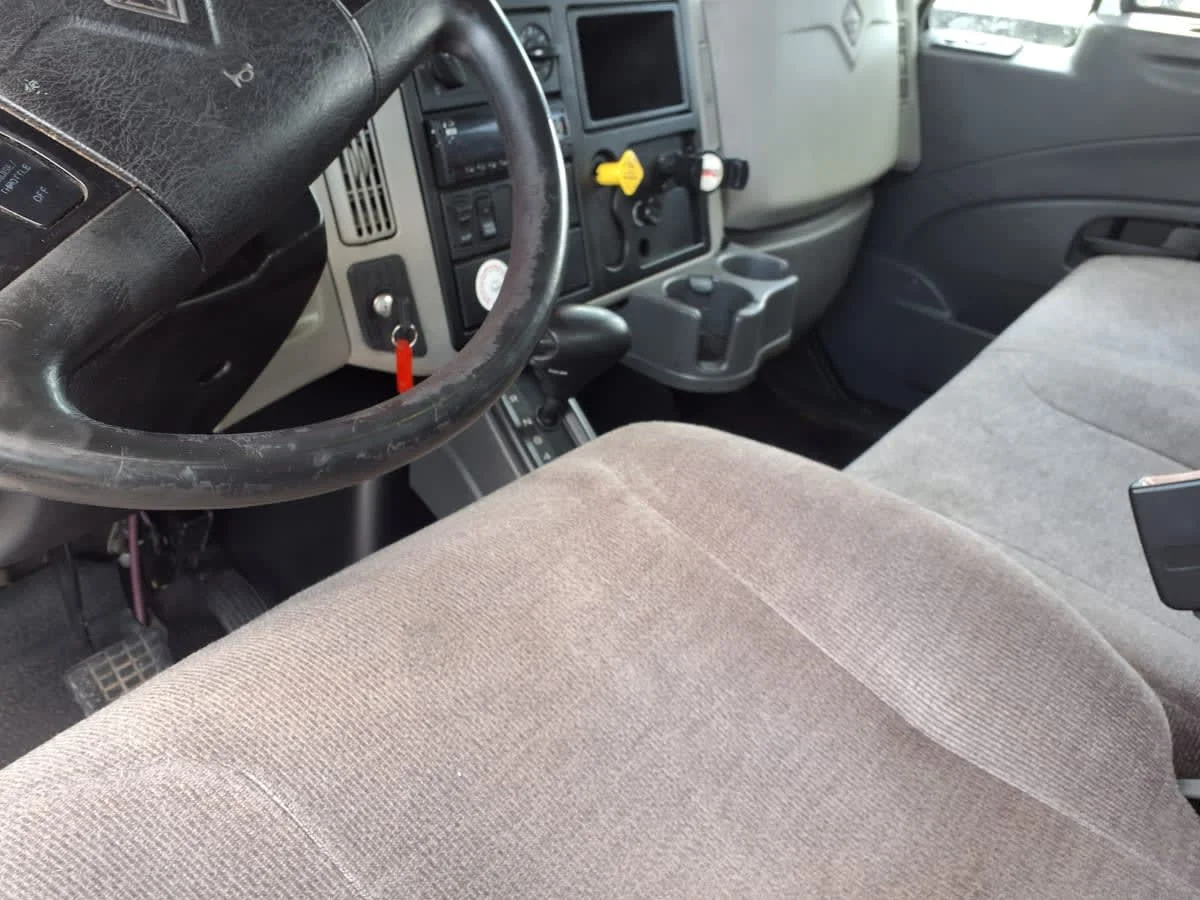 2016 International 4300 in Davie, FL — photo 7