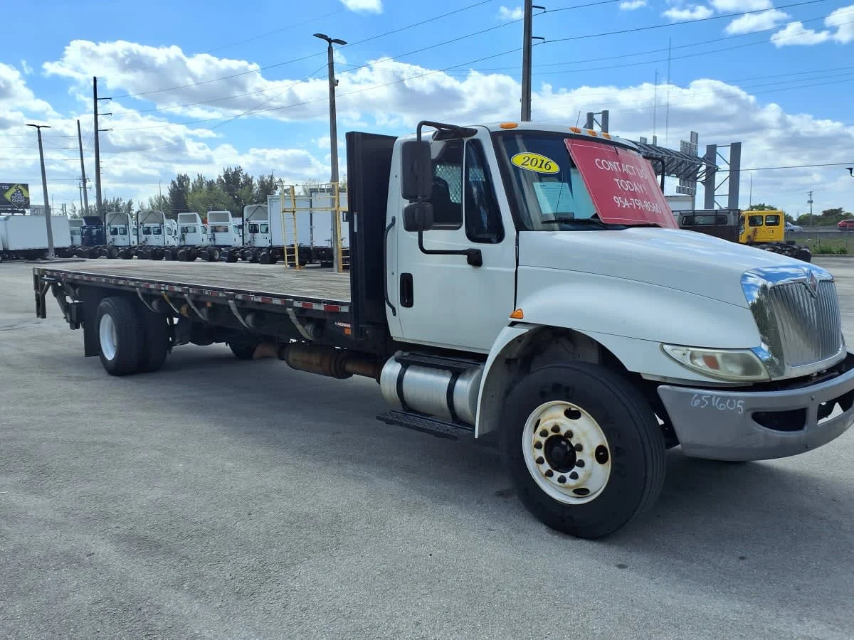 2016 International 4300 in Davie, FL — photo 3