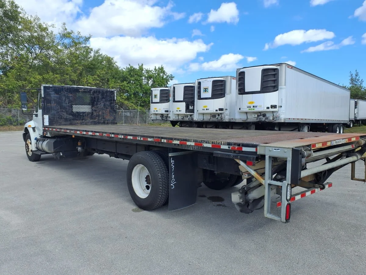 2016 International 4300 in Davie, FL — photo 6