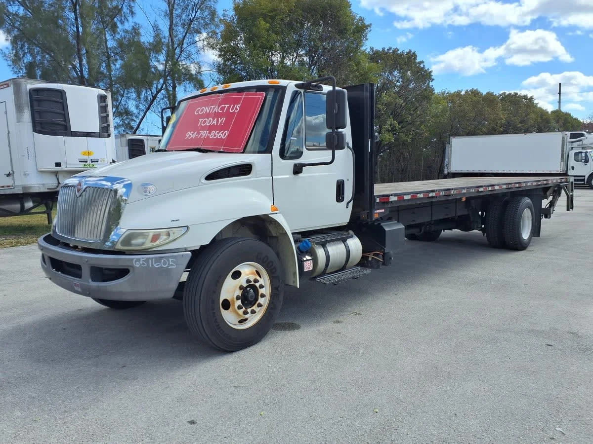 2016 International 4300 in Davie, FL