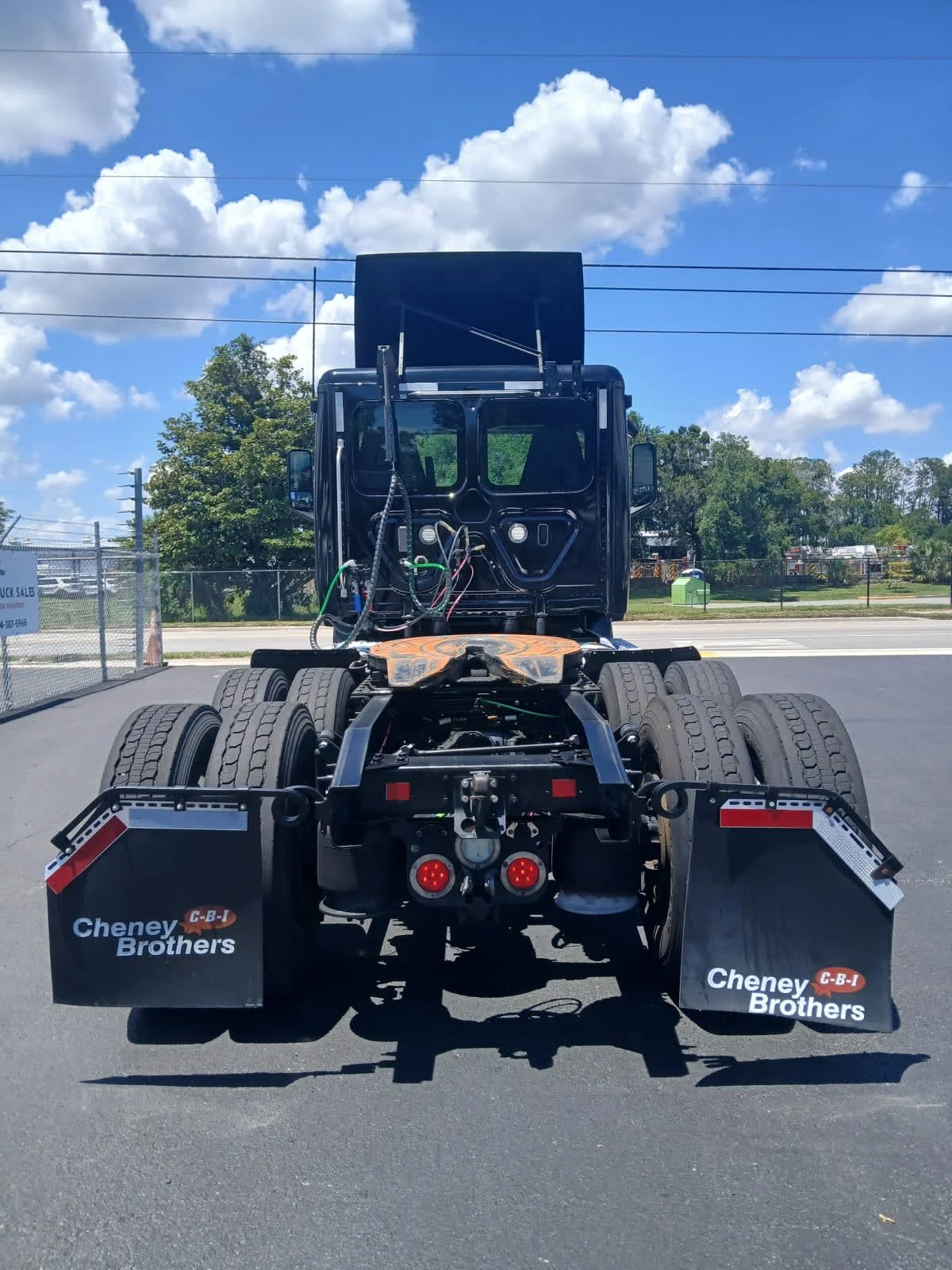 2020 Freightliner Cascadia in Jacksonville, FL — photo 5