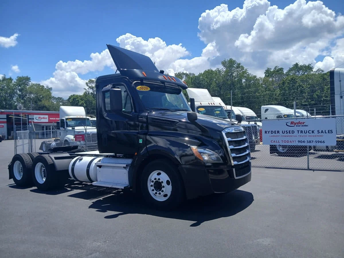 2020 Freightliner Cascadia in Jacksonville, FL