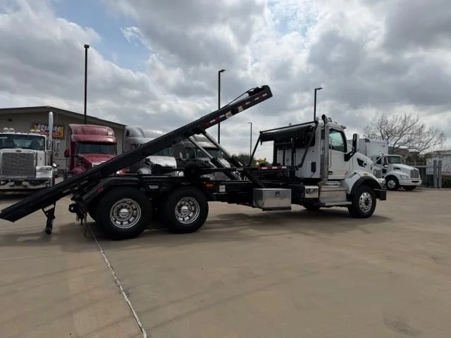 2019 Peterbilt 567 - image 40