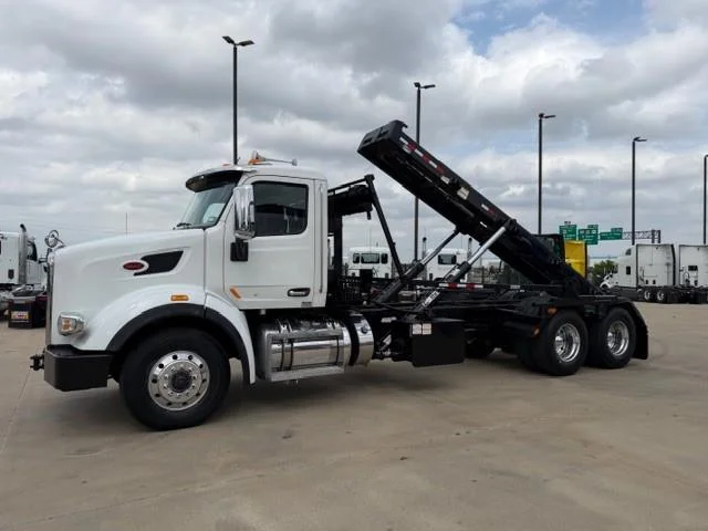 2019 Peterbilt 567 - image 35