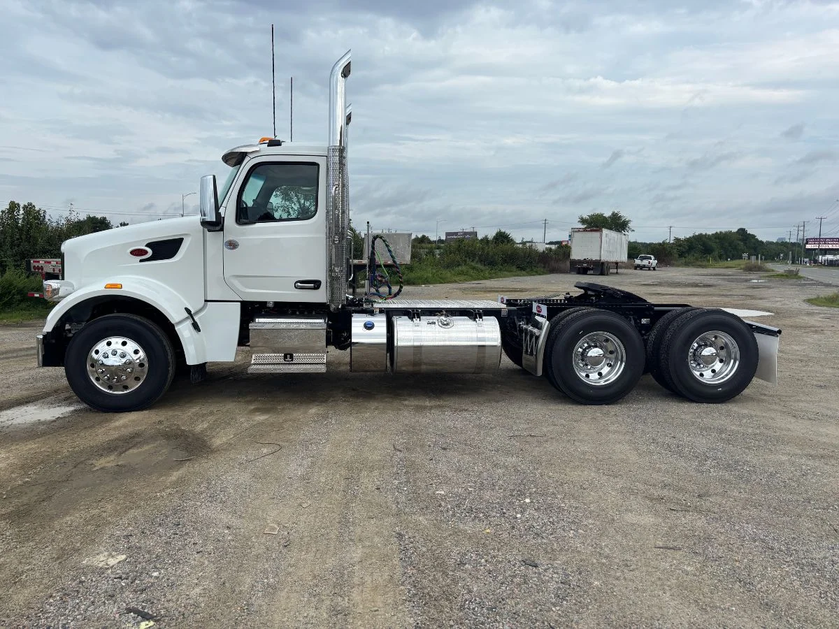 2027 Peterbilt 567 in Raphine, VA