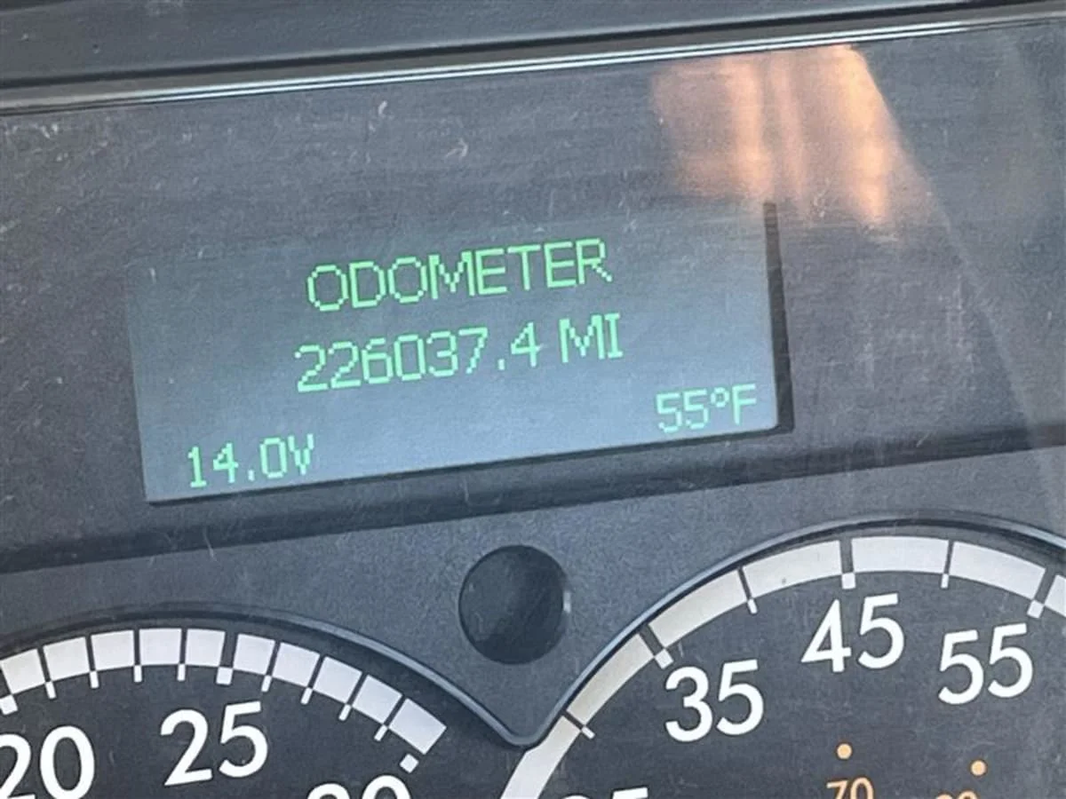 2019 Freightliner M2 106 - image 10