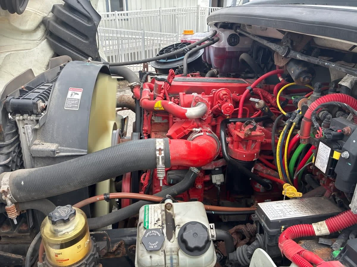 2019 Freightliner M2 106 in Syracuse, NY — photo 9