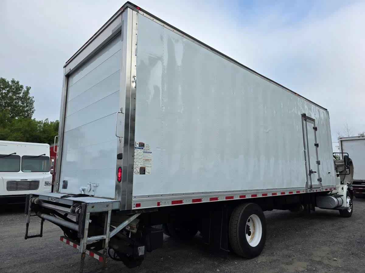 2019 International 4300 in Bensalem, PA — photo 4
