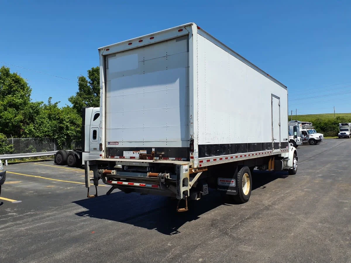 2019 Freightliner M2 106 in O'fallon, MO — photo 4