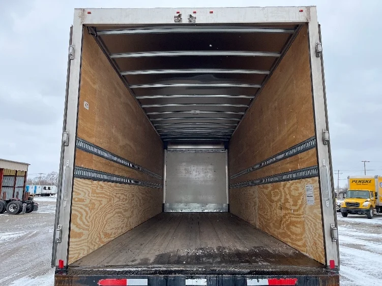 2022 International MV - image 8