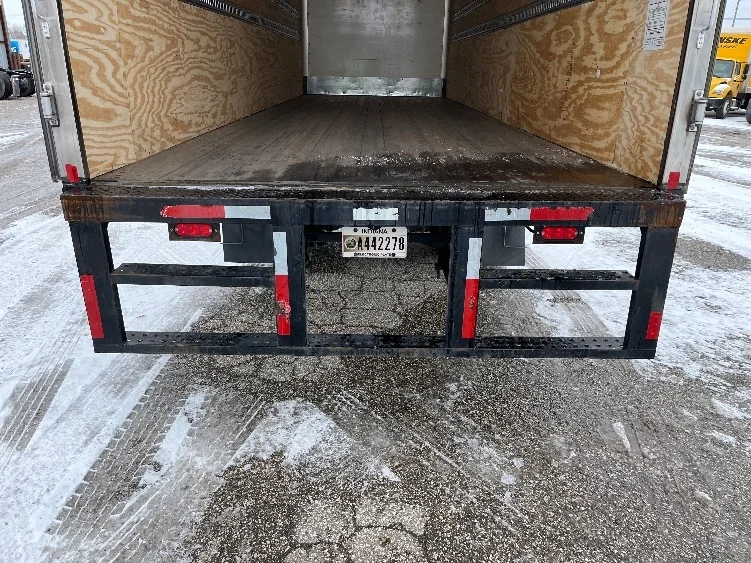 2022 International MV - image 9