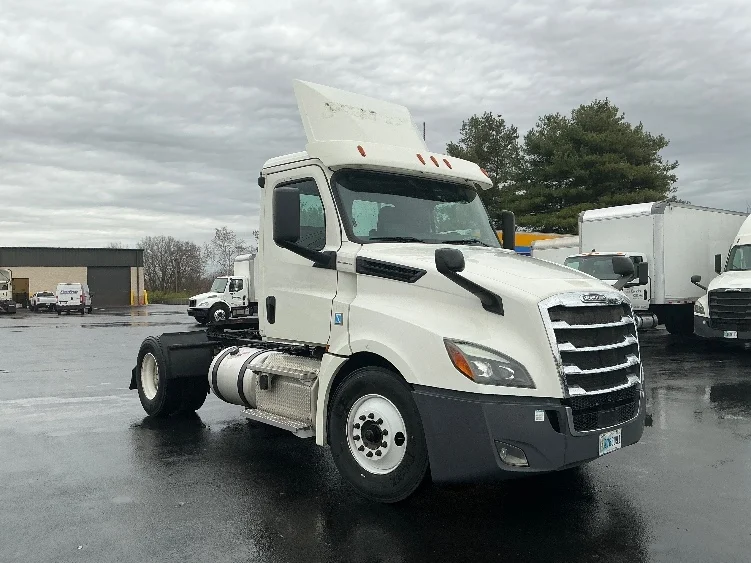 2019 Freightliner Cascadia in Lexington, KY
