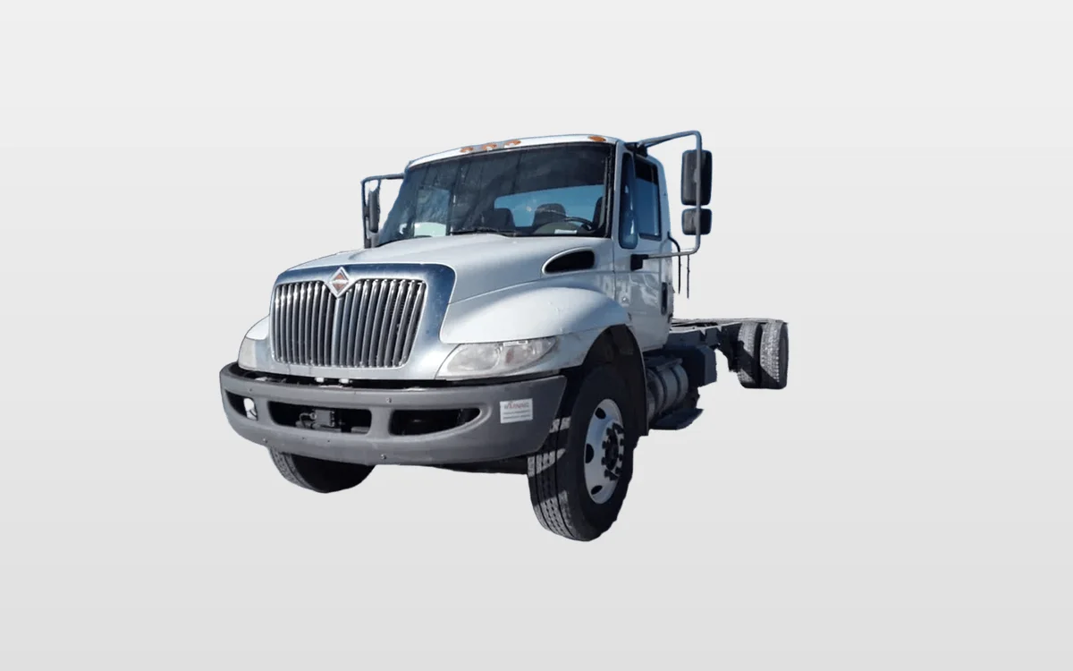 2018 International 4300 - image 1