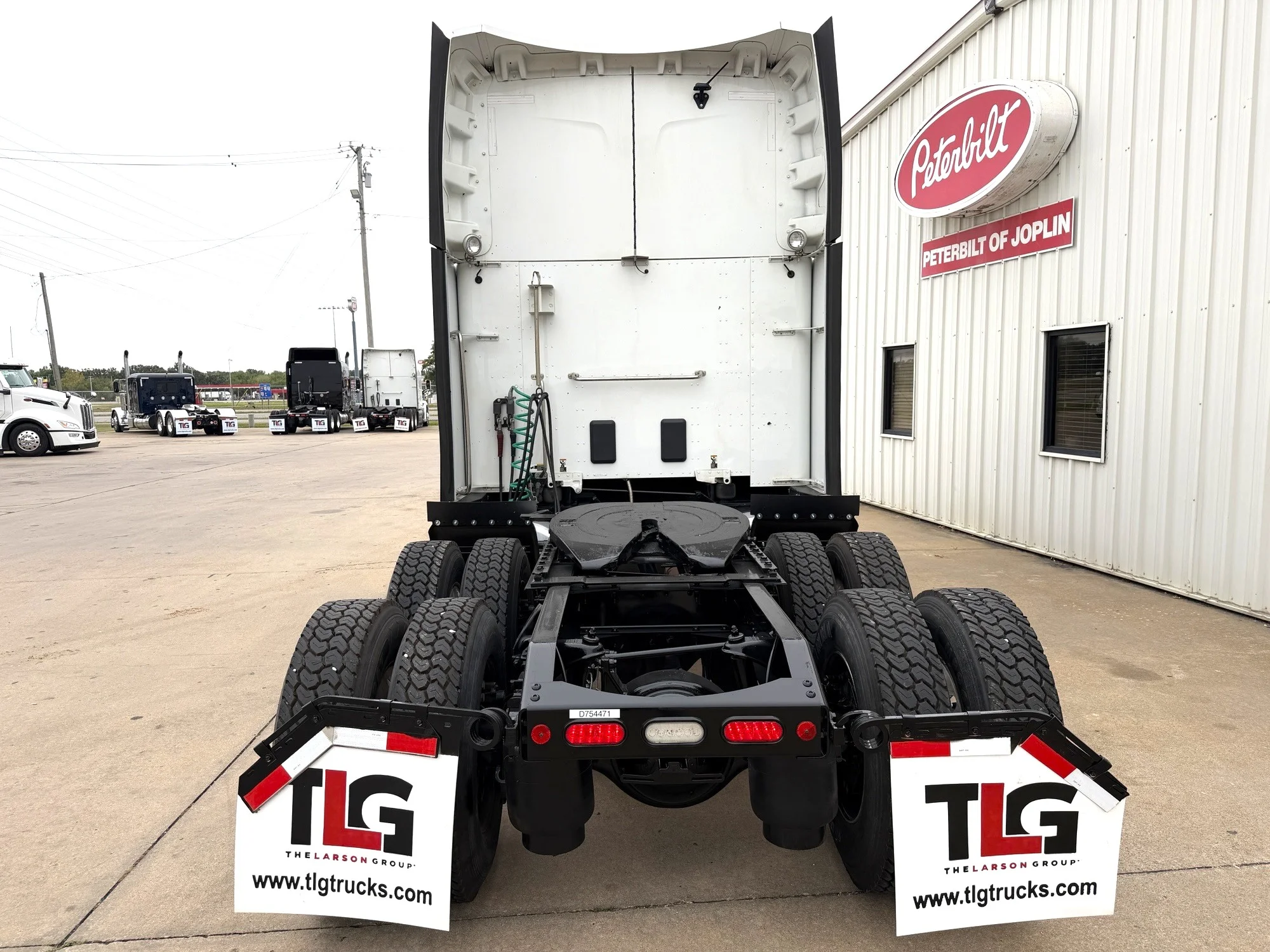 2021 Peterbilt 579 in Joplin, MO — photo 6