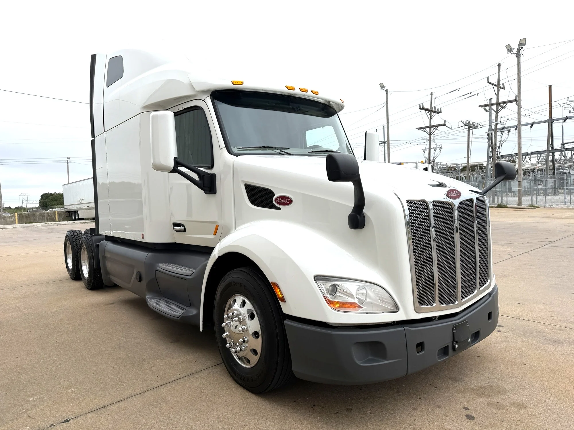 2021 Peterbilt 579 in Joplin, MO — photo 3