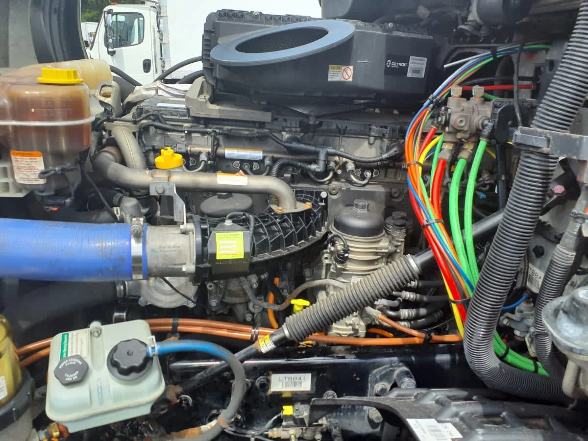2020 Freightliner Cascadia in Atlanta, GA — photo 9