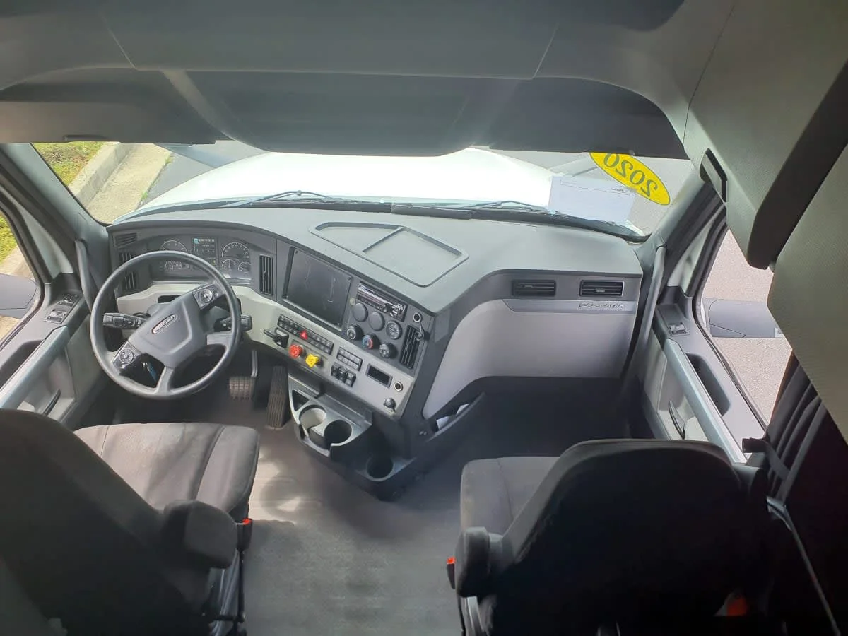 2020 Freightliner Cascadia in Atlanta, GA — photo 7