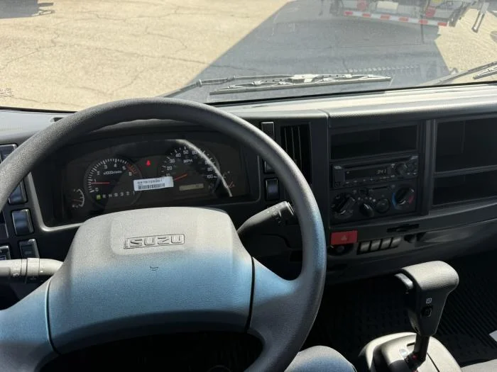 2026 Isuzu NRR - image 15