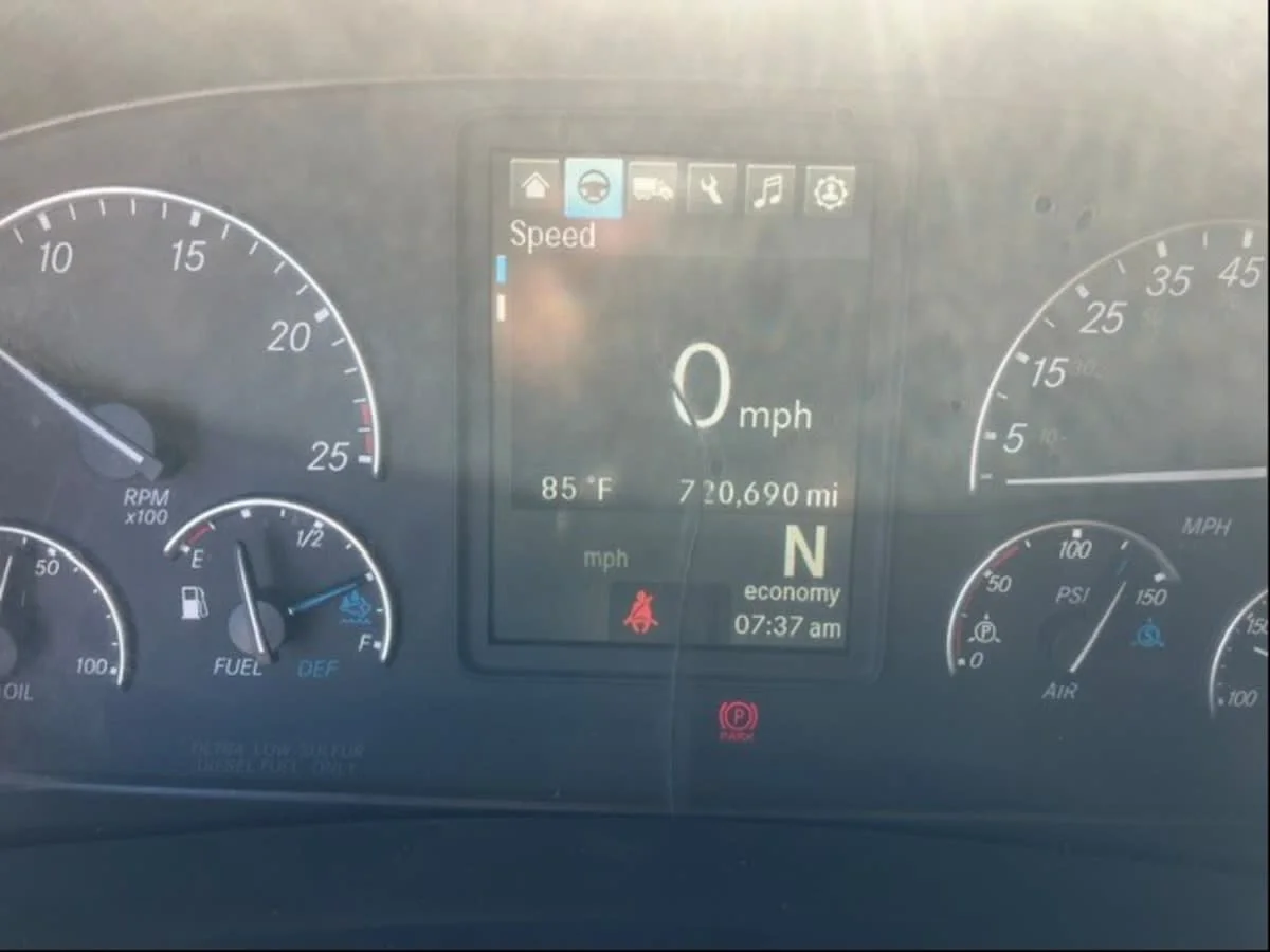 2020 Freightliner Cascadia in North Las Vegas, NV — photo 11