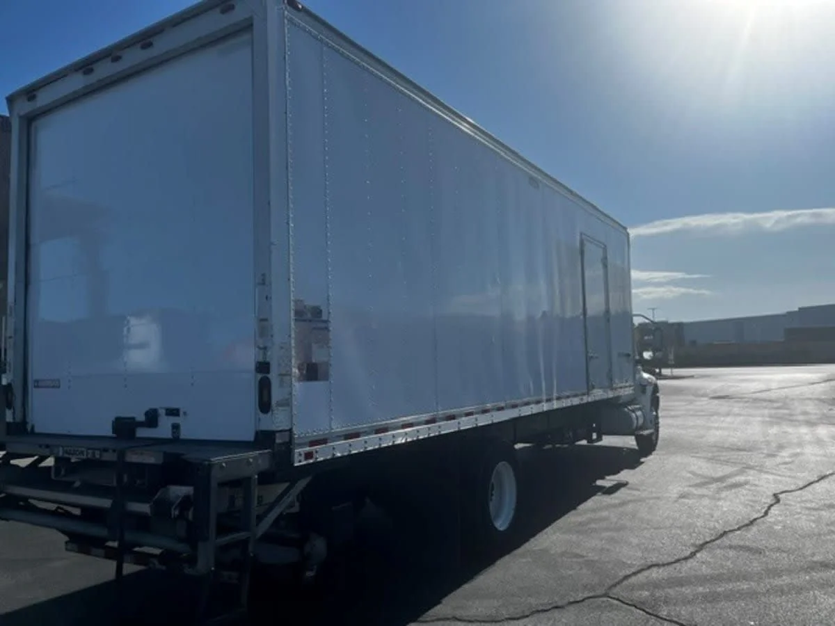 2020 International MV in North Las Vegas, NV — photo 4
