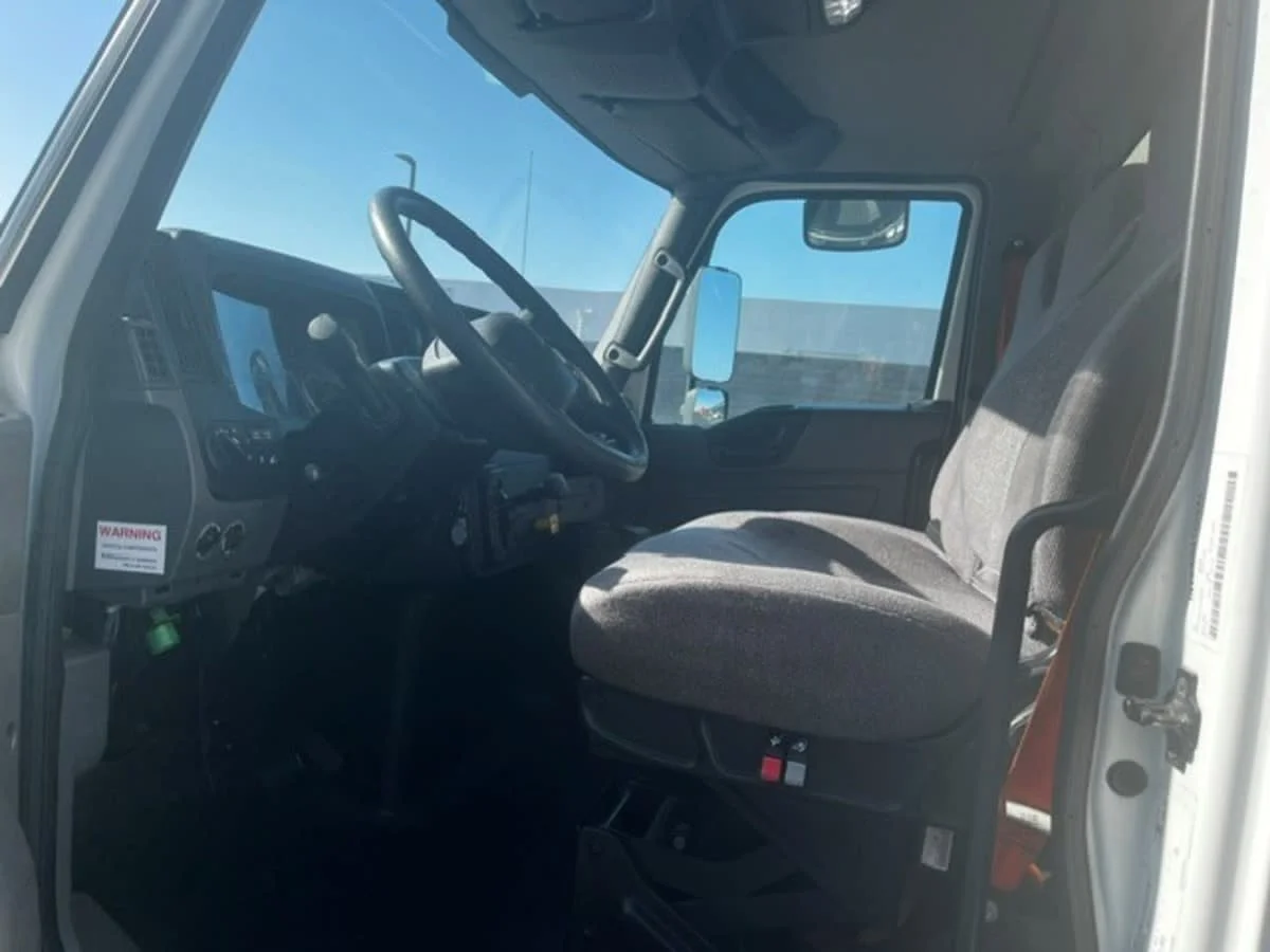 2020 International MV in North Las Vegas, NV — photo 7