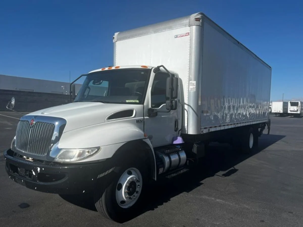 2020 International MV in North Las Vegas, NV — photo 3